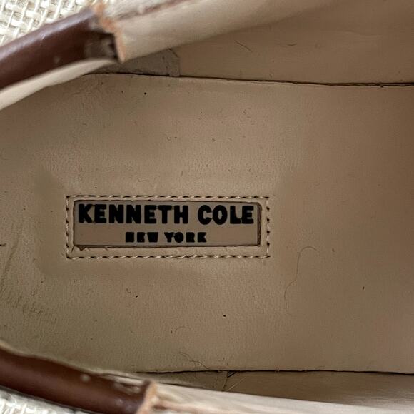 Kenneth Cole Real Deal Tan Suede Chukka Boots Lace Up Women's Size 5 - Picture 3 of 11